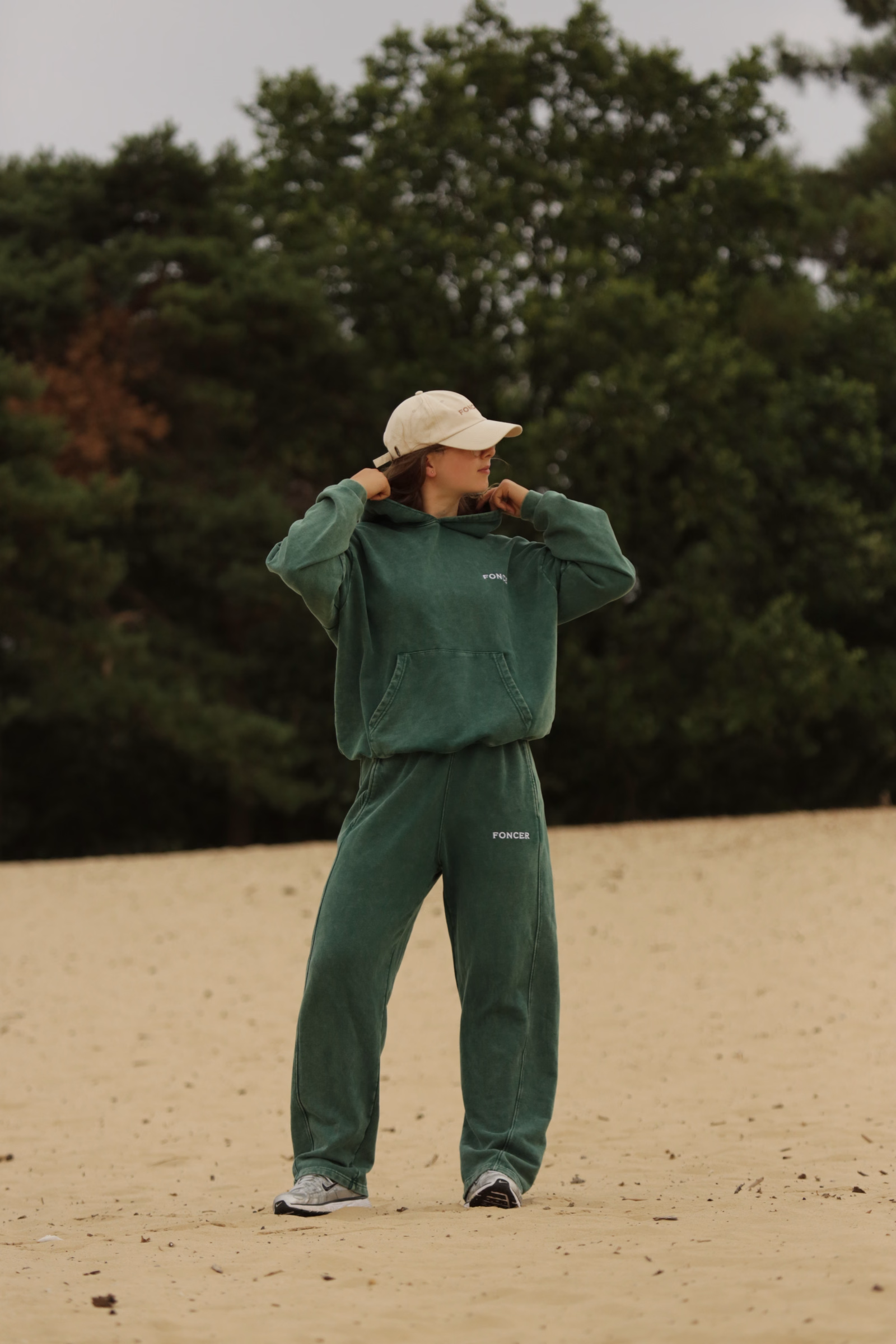 L'INITIAL two-piece tracksuit